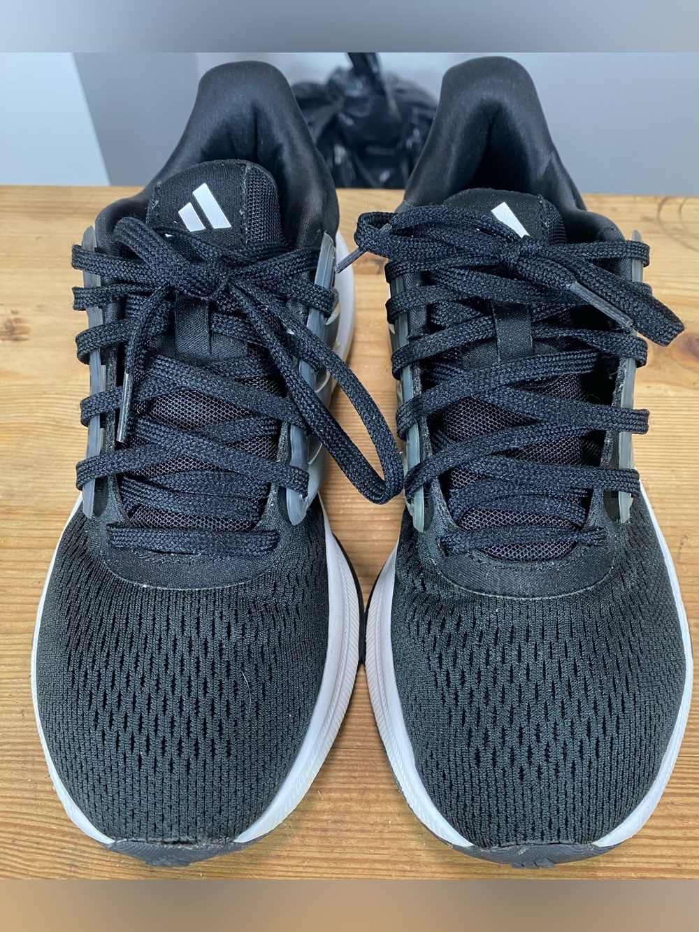 Adidas Eq21 Run Core Black Carbon Grey Sneakers HP6688 Women's Size 7.5